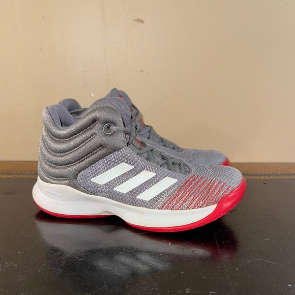 Adidas Pro Spark Gray Red F35676 Preschool Boys Size 11C - Picture 1 of 5